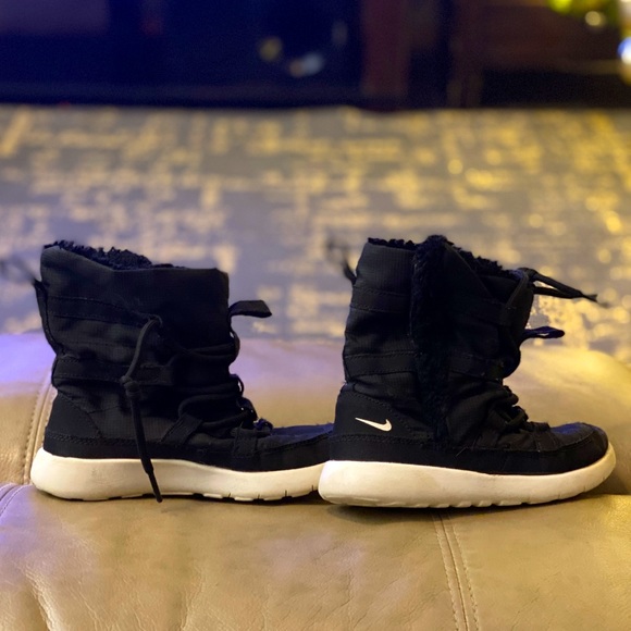 Nike Kids Roshe One Hi Flash (PSV) Boot - Picture 3 of 11